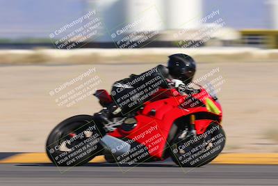 media/Sep-09-2023-SoCal Trackdays (Sat) [[6f49351c42]]/Turn 16 (830am)/